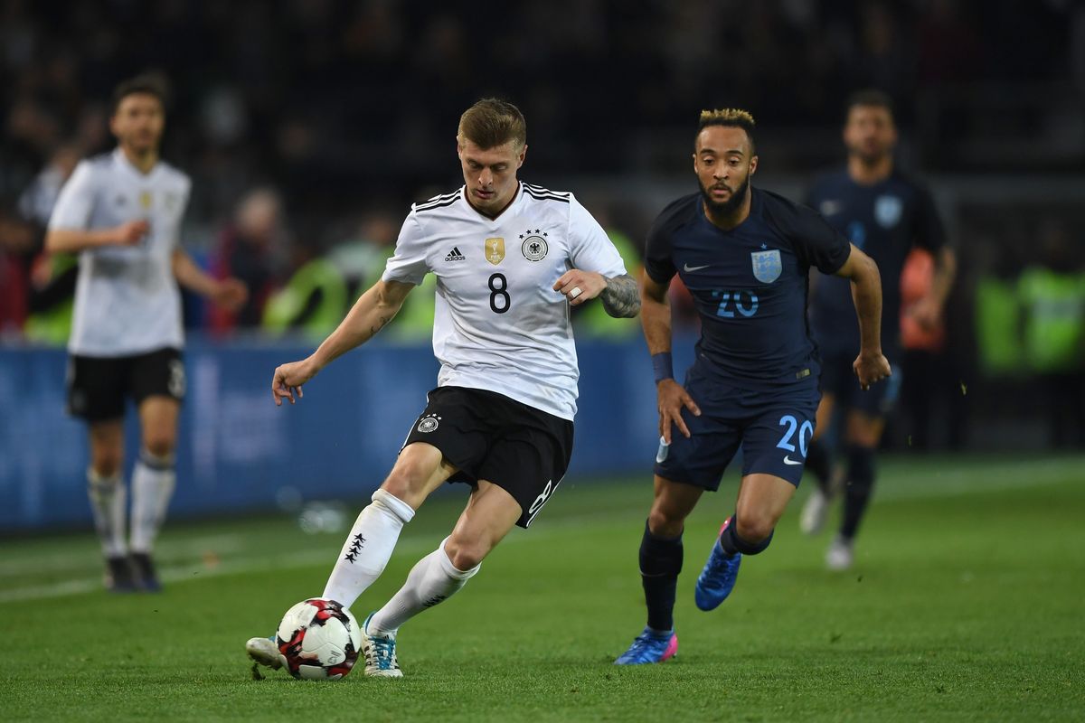 Kroos' Official Real Madrid Signed Shirt, 2019/20 - CharityStars