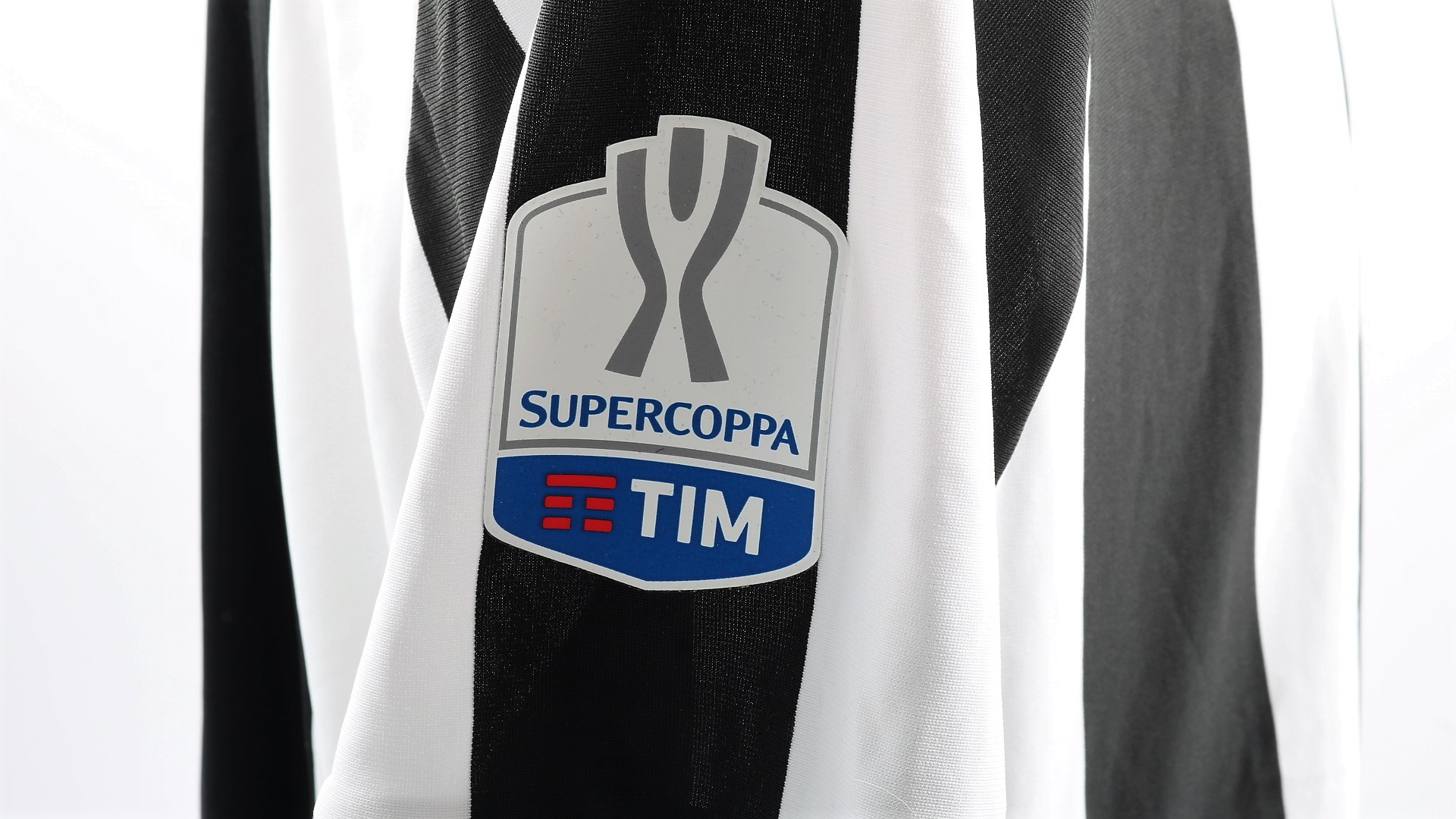 Chiellini's FC Los Angeles Shirt, 2022-2023, Signed with Personalized  Dedication - CharityStars