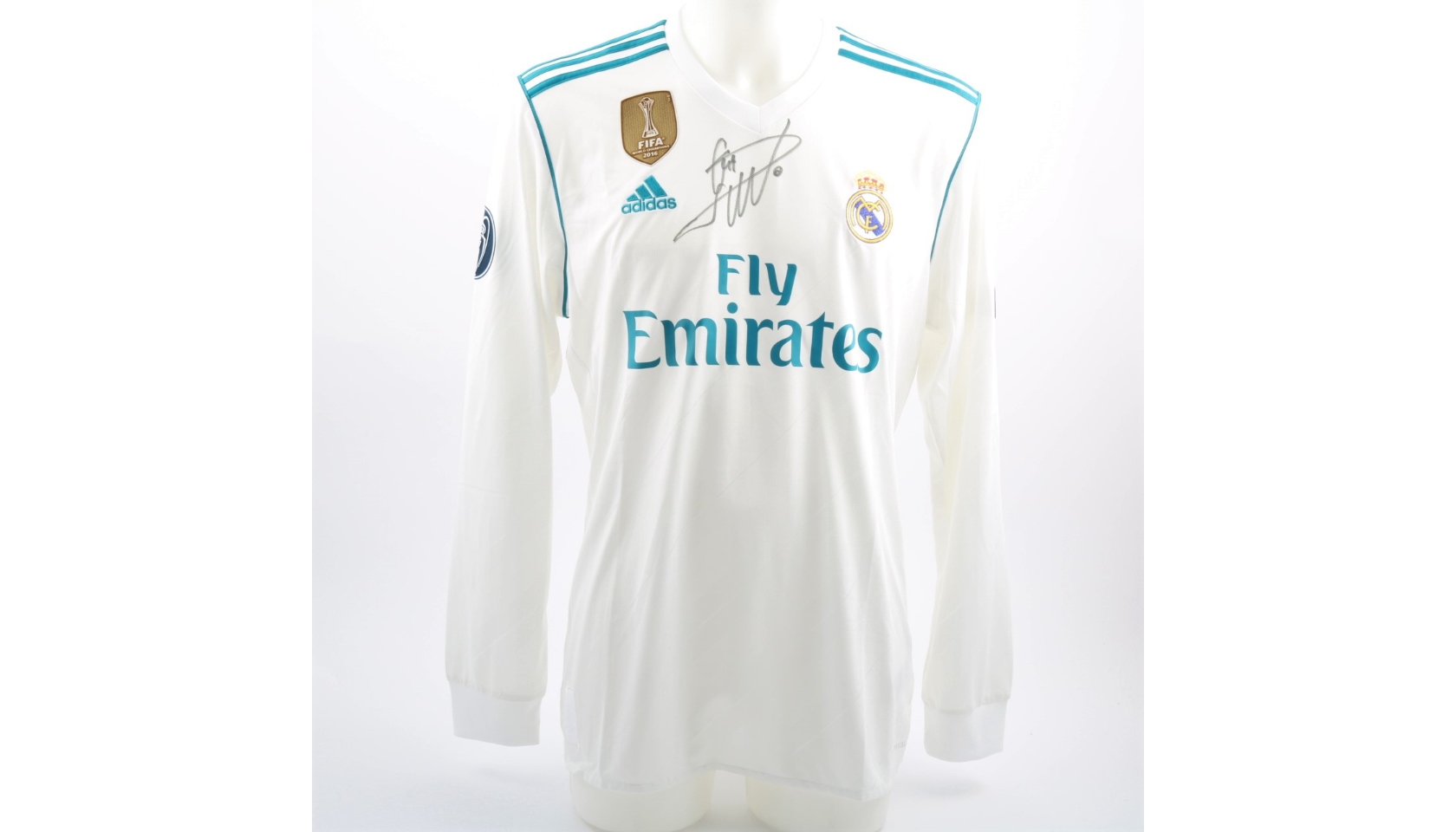 Cristiano Ronaldo Hand Signed Authentic Real Madrid FC Jersey - CharityStars