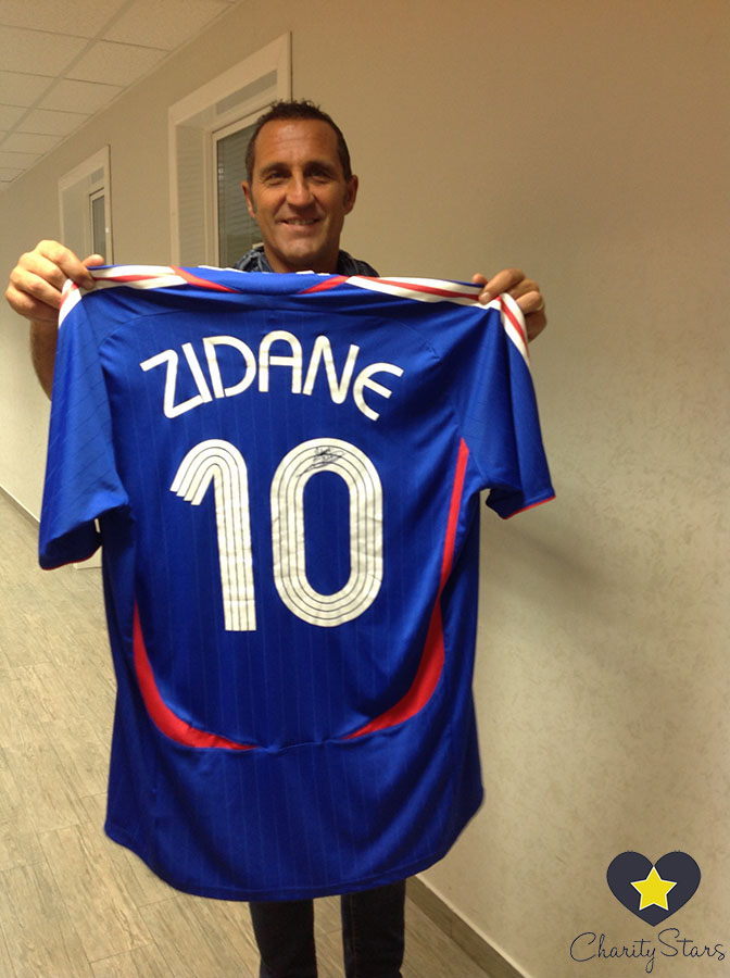 Zidane match worn shirt, Francia - Messico 2006 autographed - CharityStars