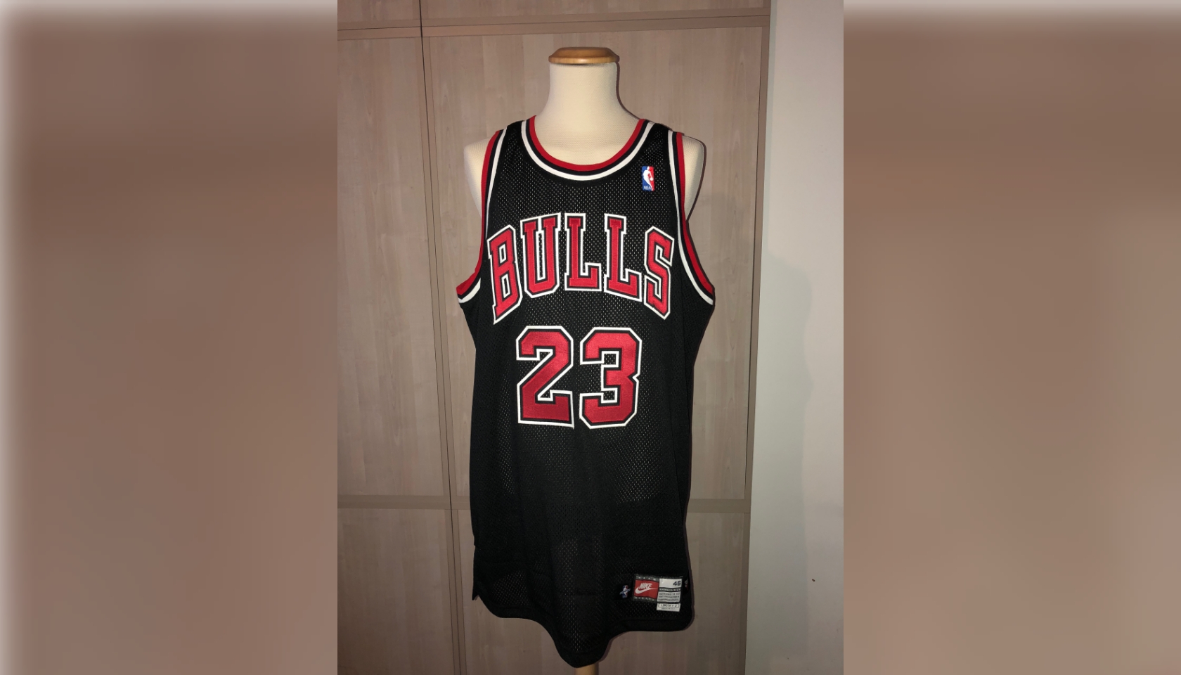 Should The Chicago Bulls Retire Michael Jordan's #45 Jersey? – Picasso Baby