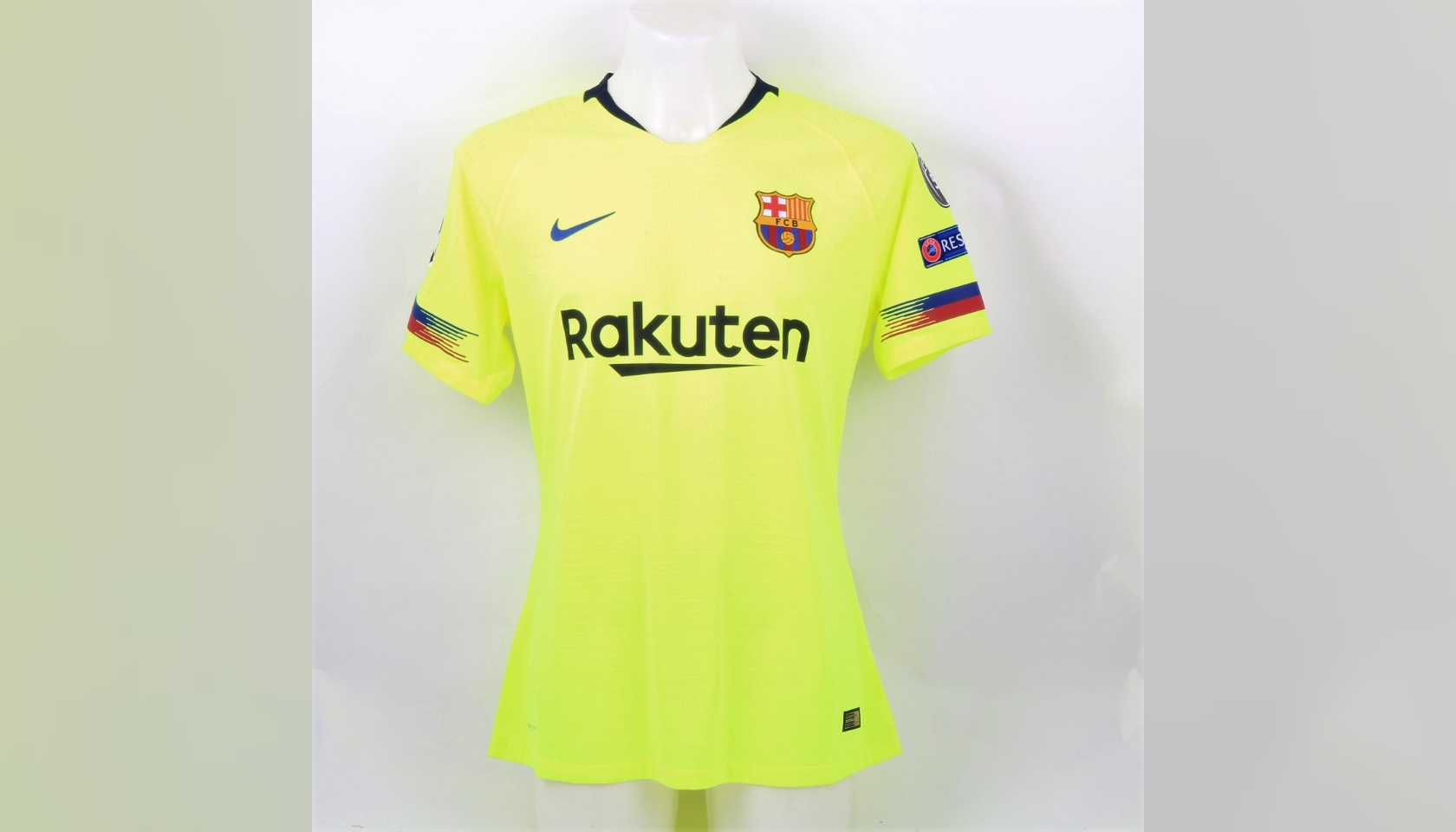 Messi's Barcelona Match Shirt, 2018/19 - CharityStars