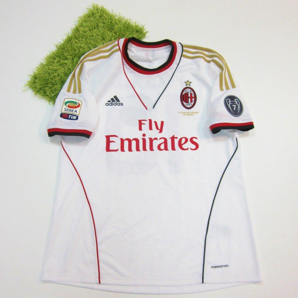 Maglia Boateng Milan, preparata Serie A 2013/2014 - CharityStars