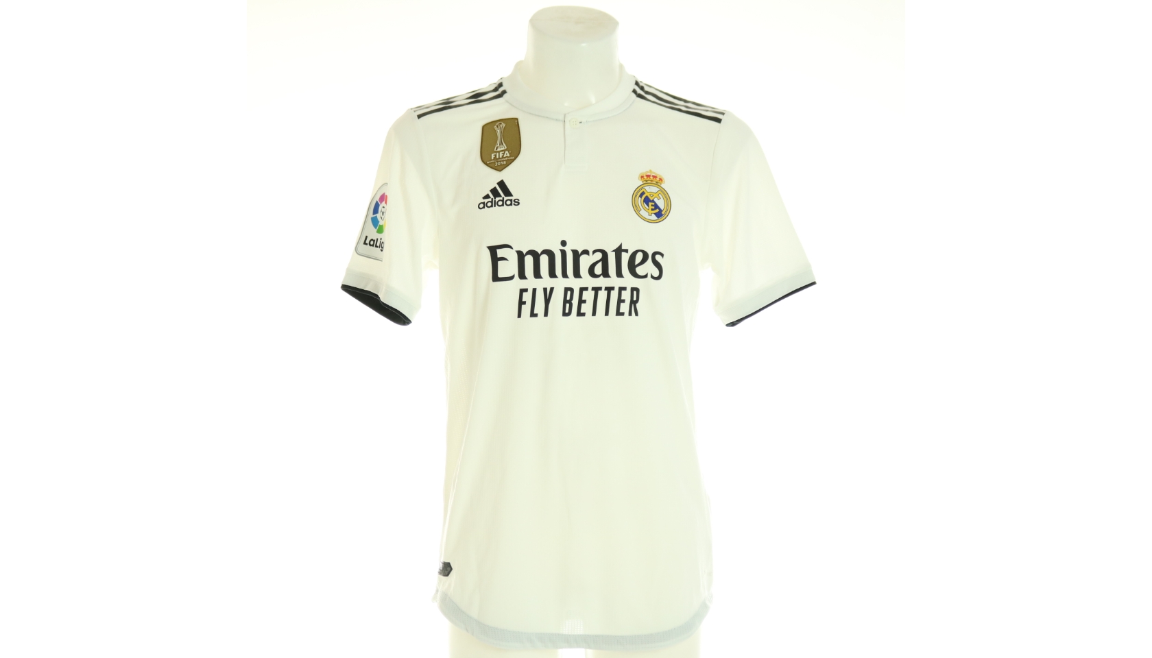 GIVEAWAY We're giving away 2 Real Madrid shirts: 1 home kit 2018/19 with  Vinicius Jr. print and 1 third kit 2018/19 with …