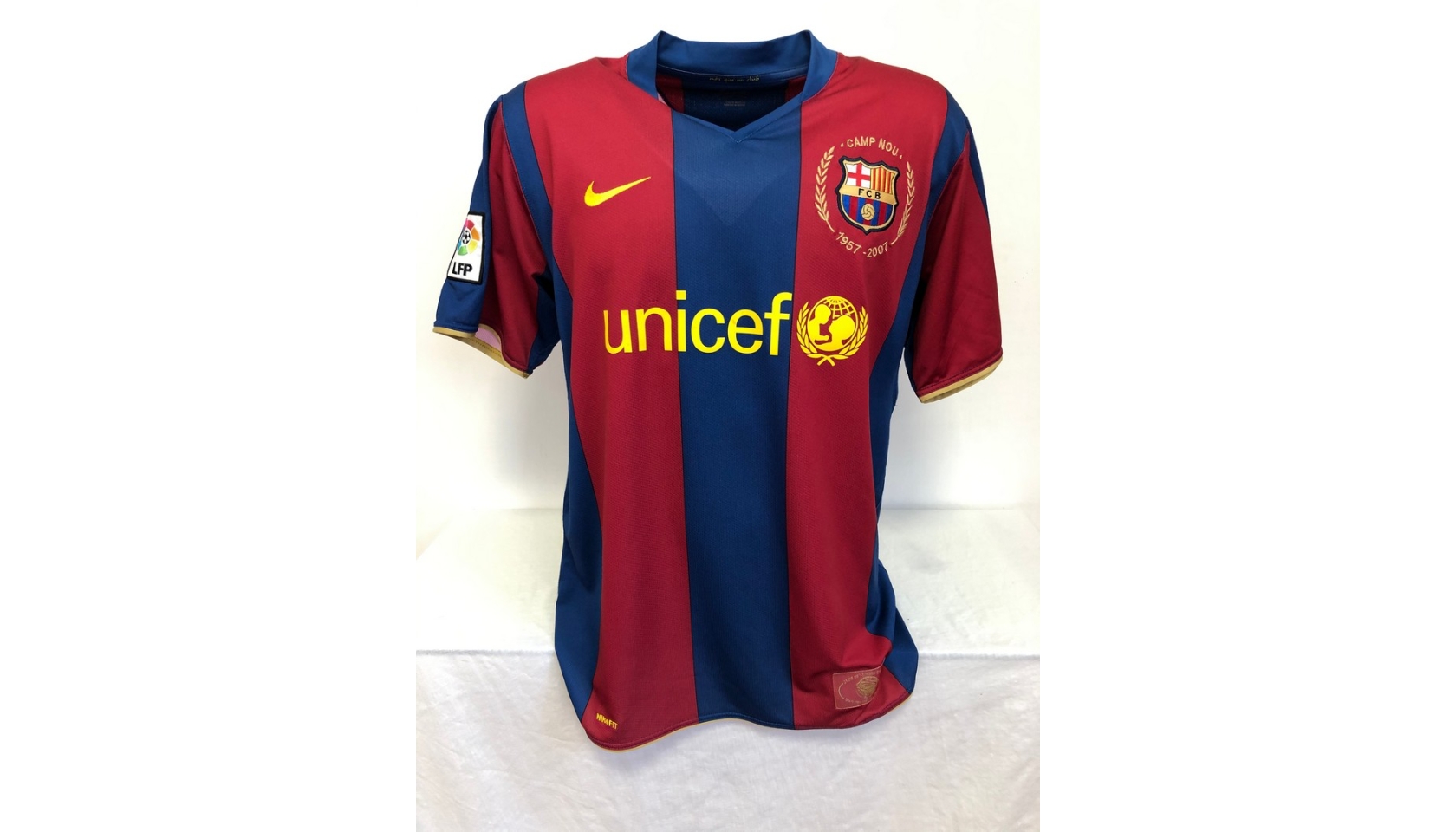 Ronaldinho's FC Barcelona 2007/08 Signed Away Shirt