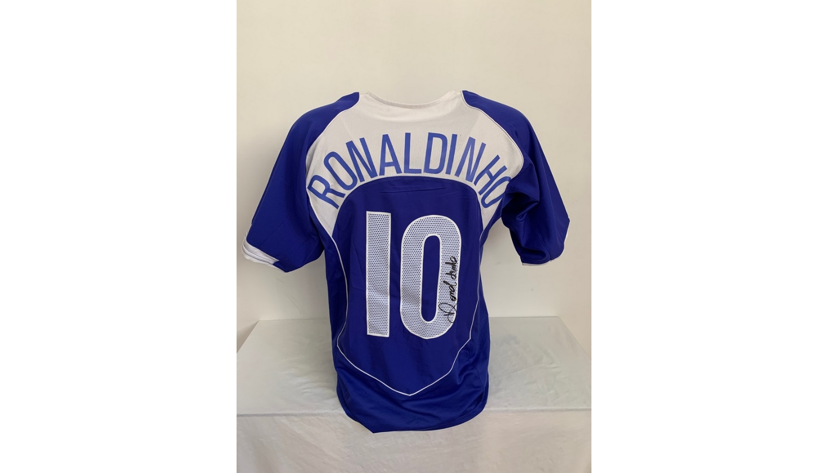 Ronaldinho's Official Brazil Signed Shirt, 2004 - CharityStars