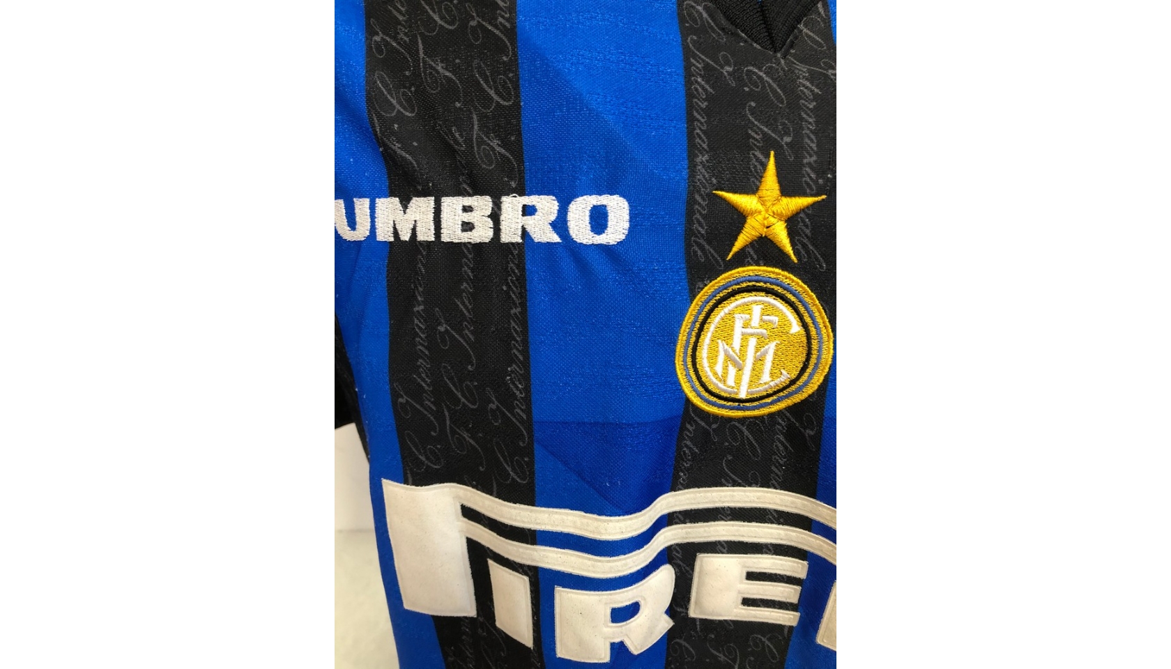 Ronaldo signed Internazionale shirt 1998 - framed - GOAT authentic