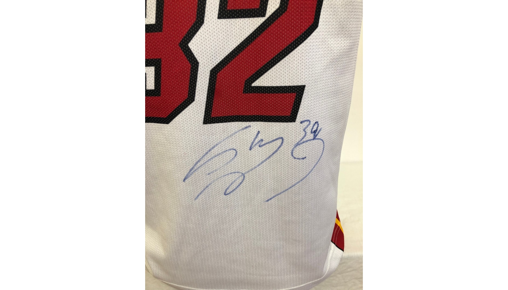 Miami Heat Jersey Signed by Shaquille O’Neal - CharityStars