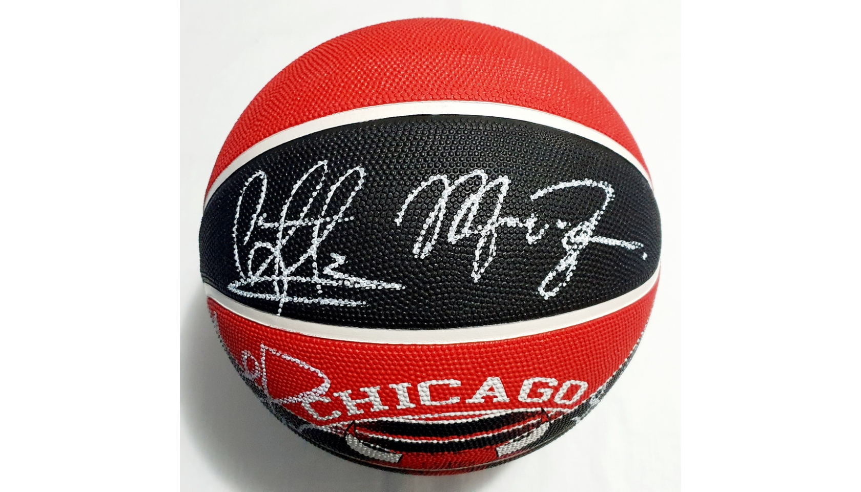 Whose autograph is this? : r/chicagobulls