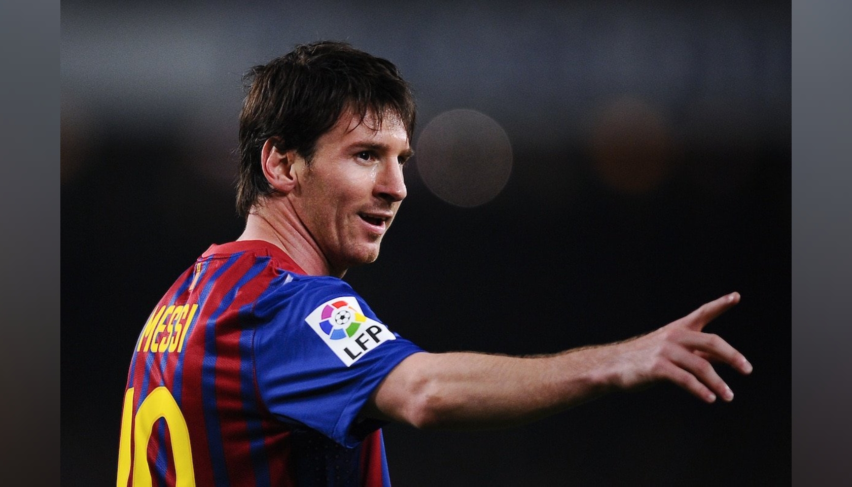 Messi Shirt from El Clasico Celebration Sold for Over €400,000 - Footy  Headlines