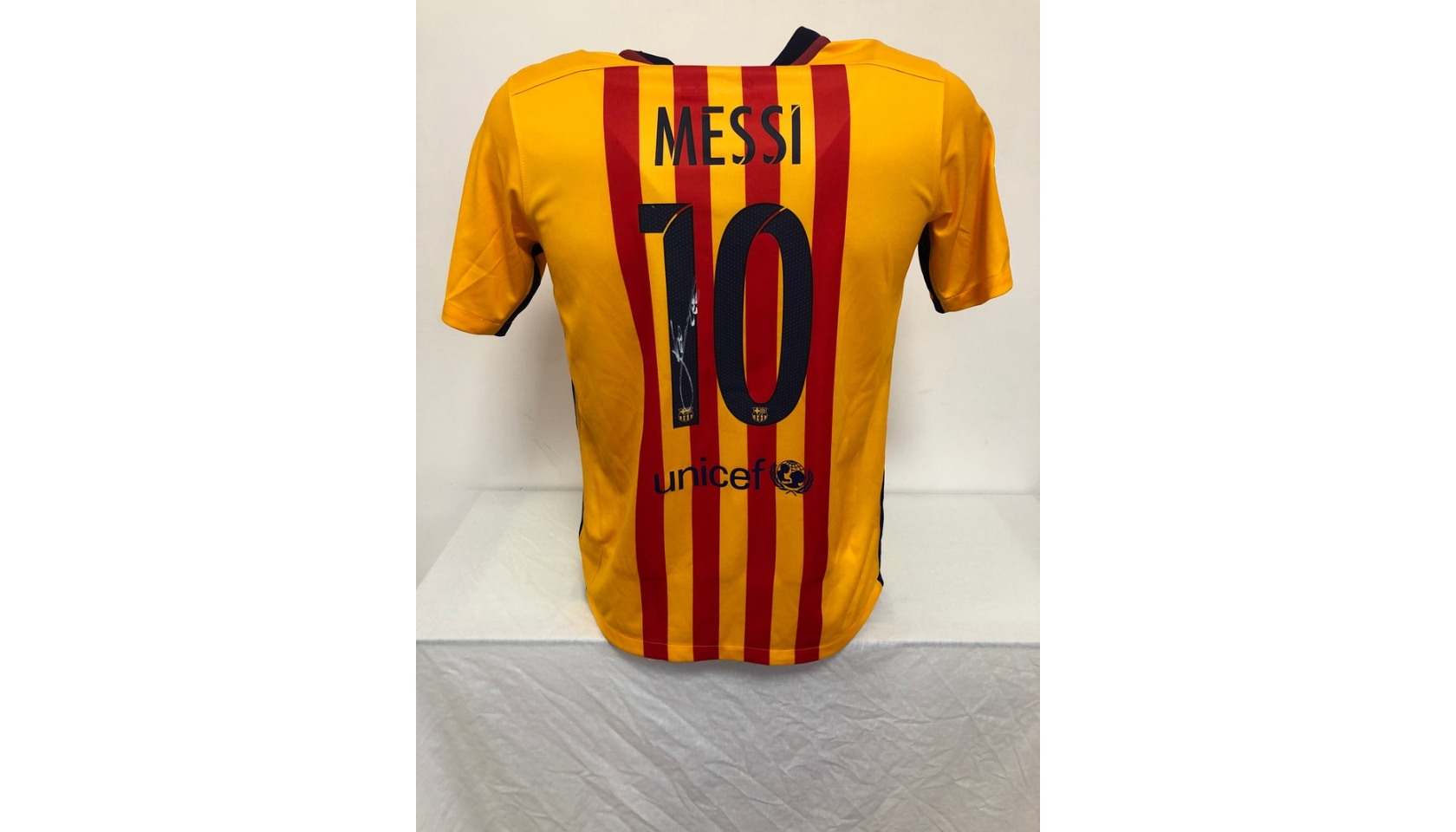 Messi's Official Barcelona Signed Shirt, 2015/16 - CharityStars