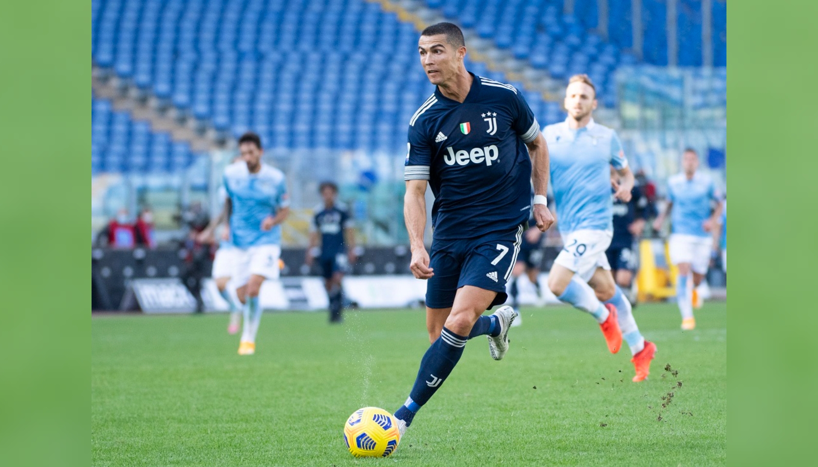 Ronaldo's Juventus Match Shirt, 2020/21 - Signed by the players 