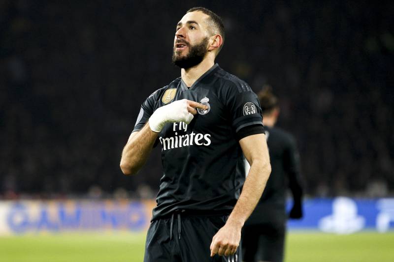 Benzema's Official Real Madrid Signed Shirt, 2018/19 - CharityStars