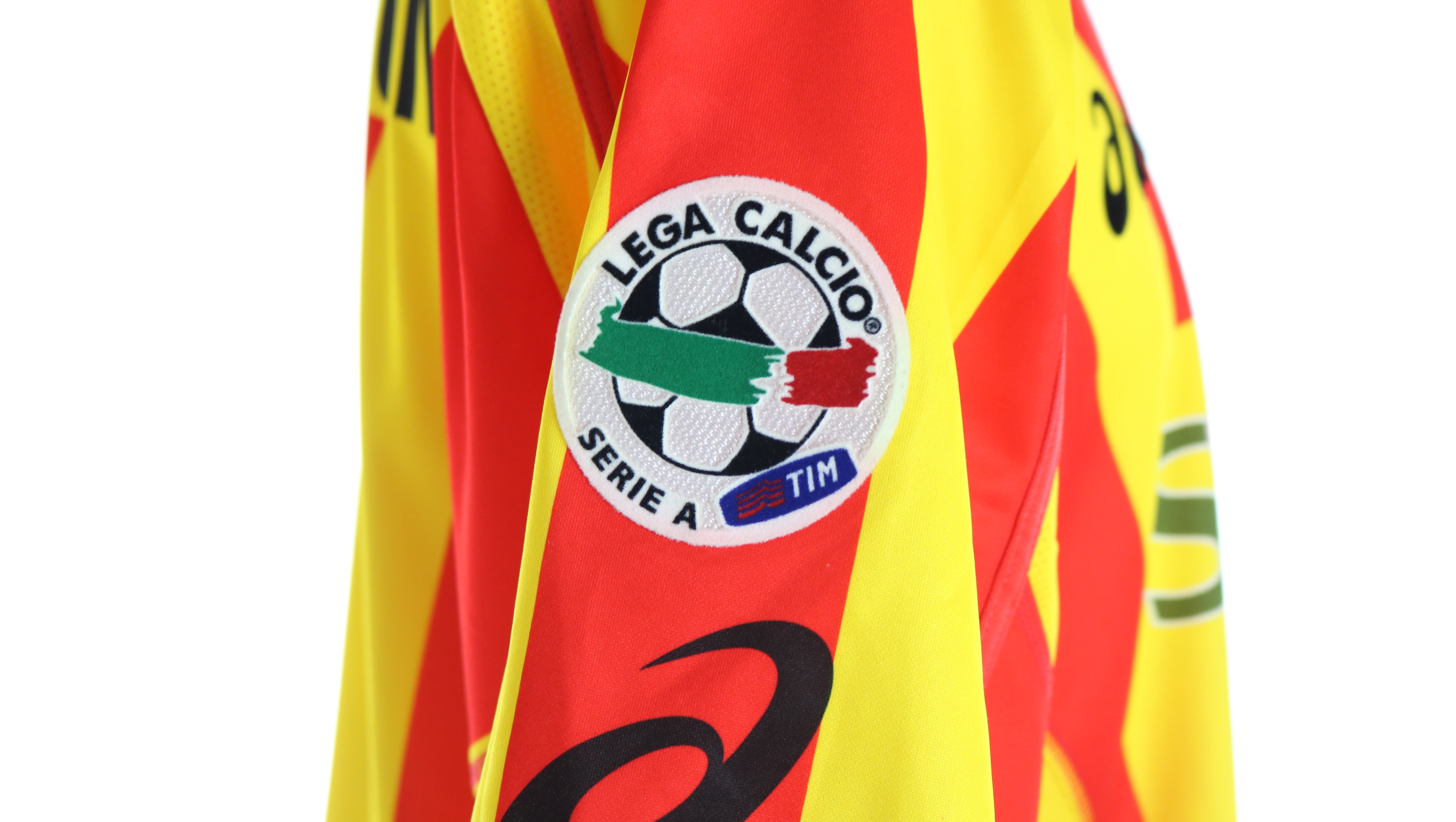 Osvaldo's Lecce Match Shirt, 2006/07 - CharityStars