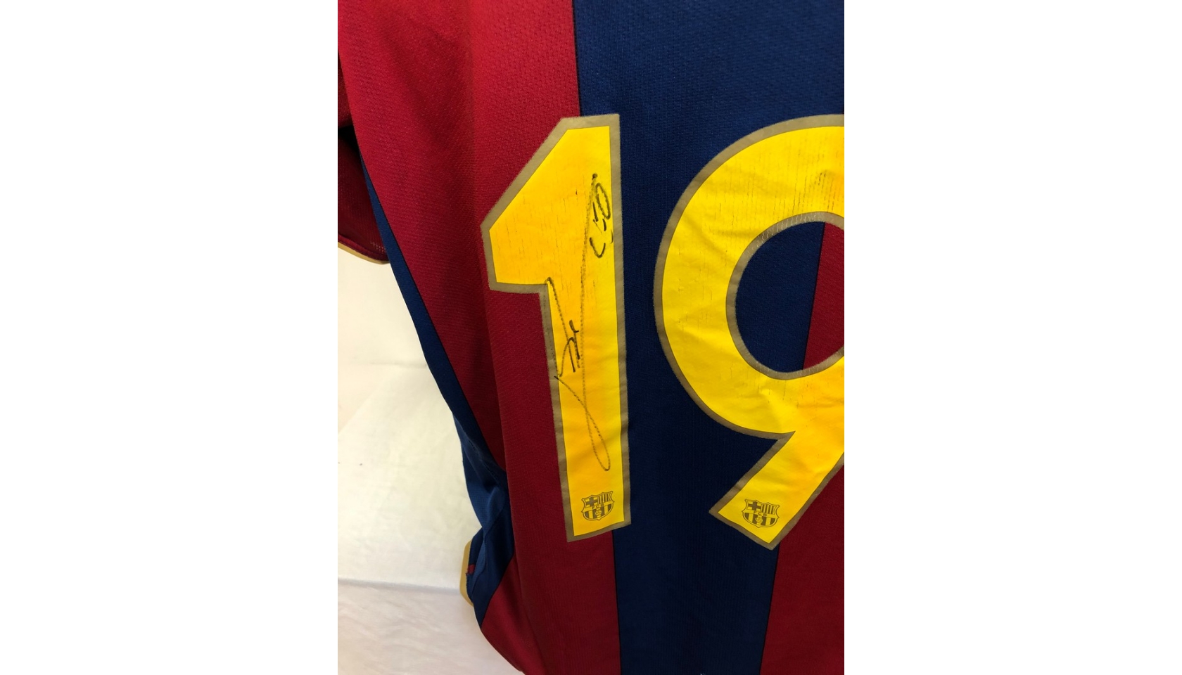 Messi's Barcelona Signed Match Shirt, 2007/08 - CharityStars