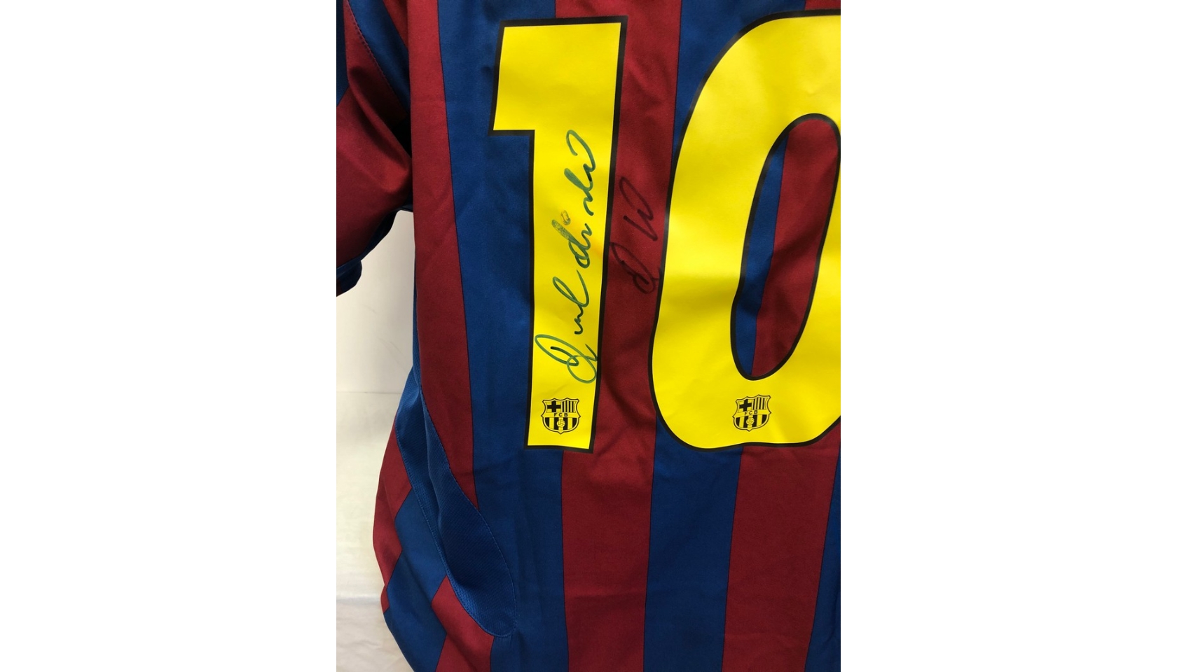 Ronaldinho Official Barcelona Shirt, 2005/06 - CharityStars