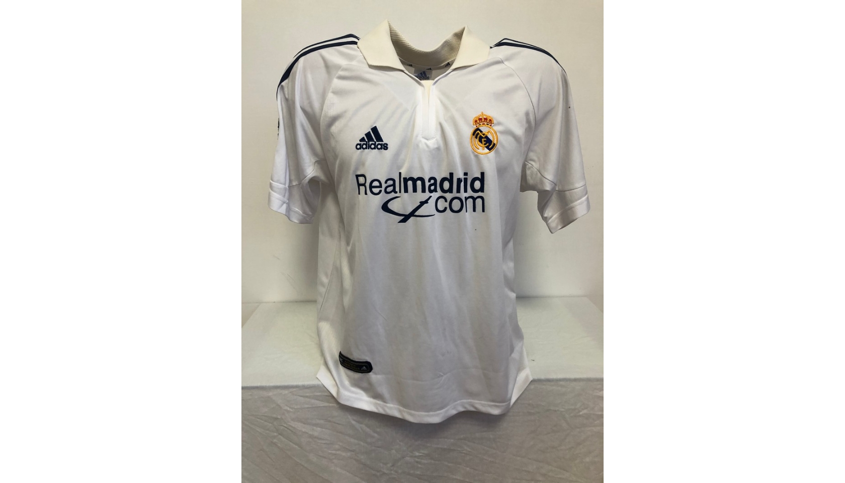 Luis Figo Signed Real Madrid 2001-2002 Home Jersey (Beckett COA)