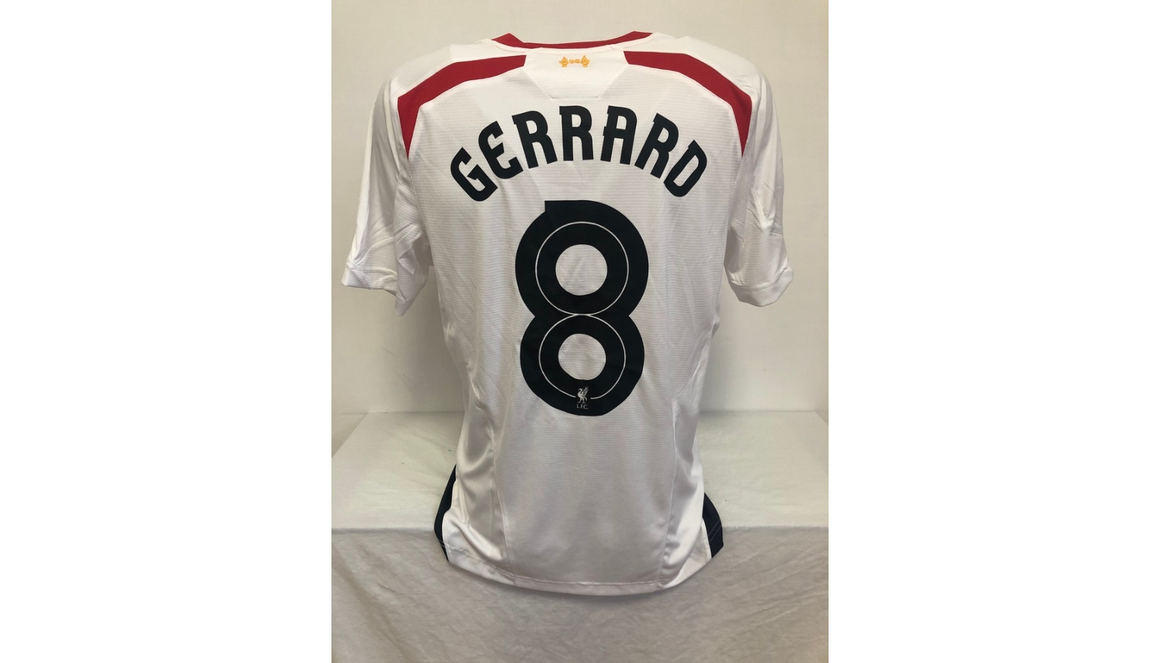 Gerrard's Liverpool Match Shirt, 2013/14 - CharityStars