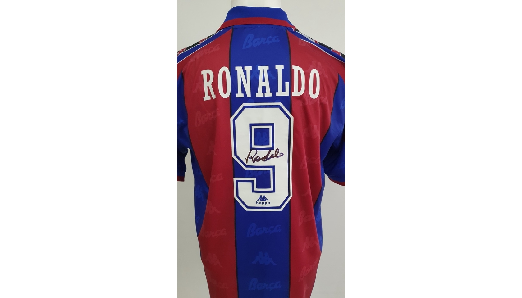 De La Peña's Official Barcelona Signed Shirt, 1997/98 - CharityStars