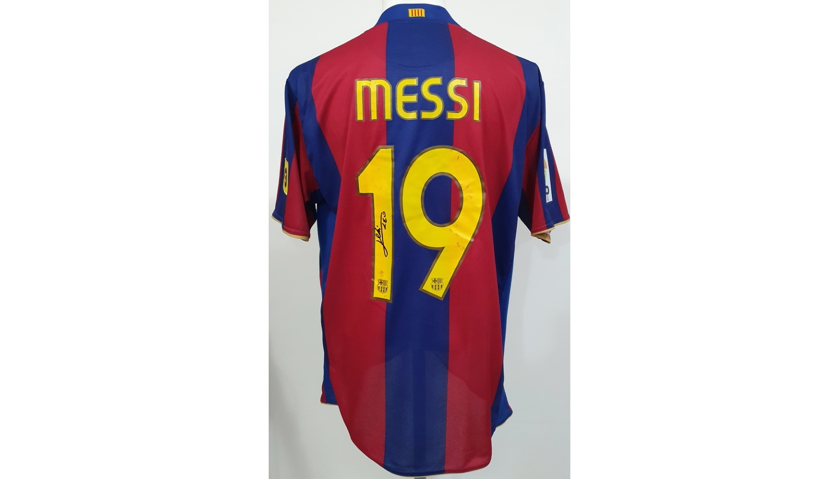 Messi's Official Barcelona Signed Shirt, 2016/17 - CharityStars