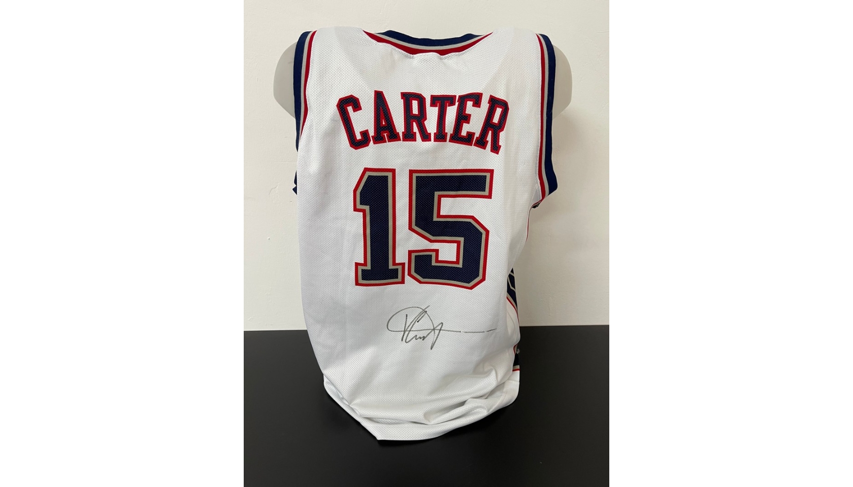 NBA - BID on limited edition Carter #4 Brooklyn Nets jerseys