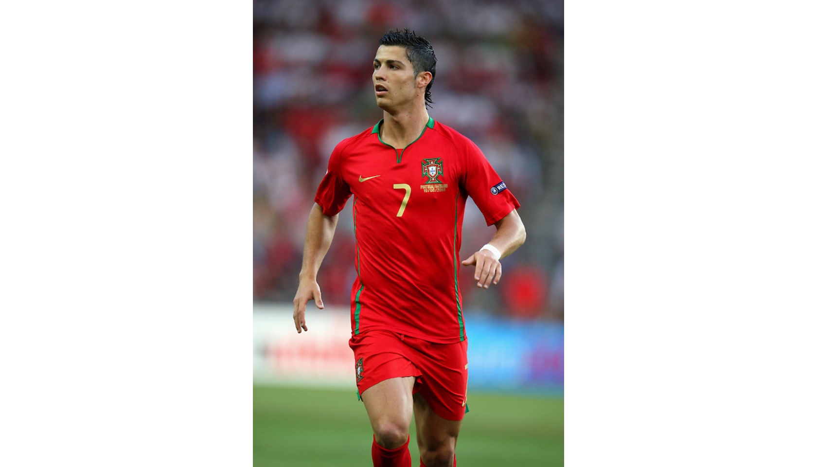 Bonhams : 2008 Cristiano Ronaldo match worn Portugal shirt