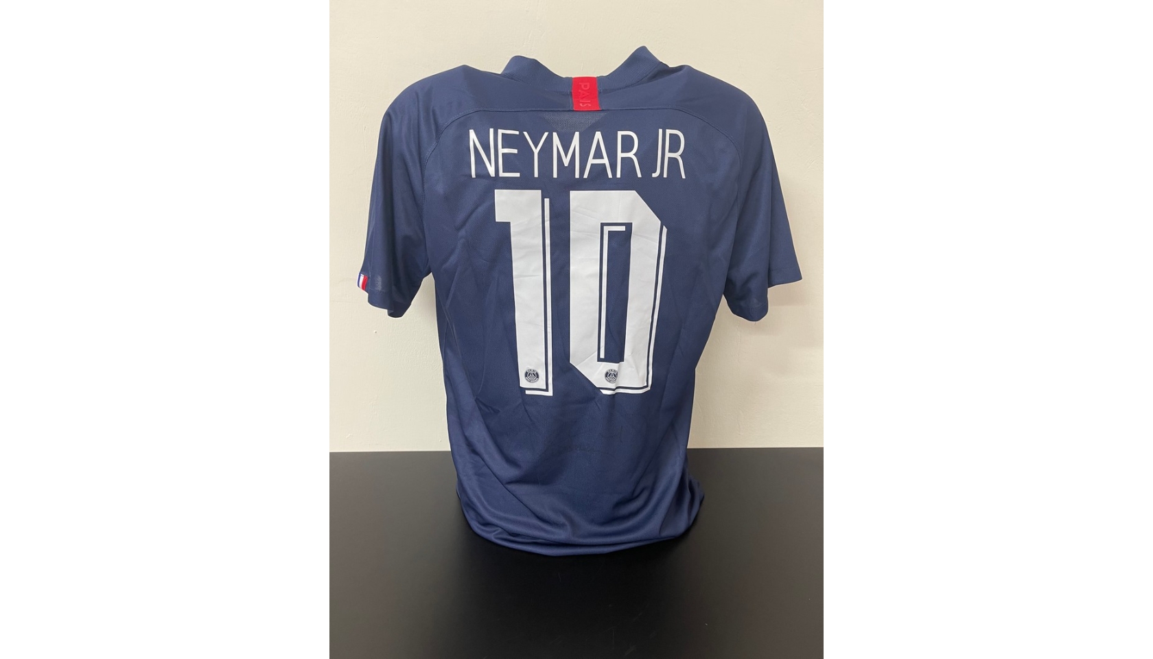 Neymar's debut PSG shirt sells for €240,000 at charity auction