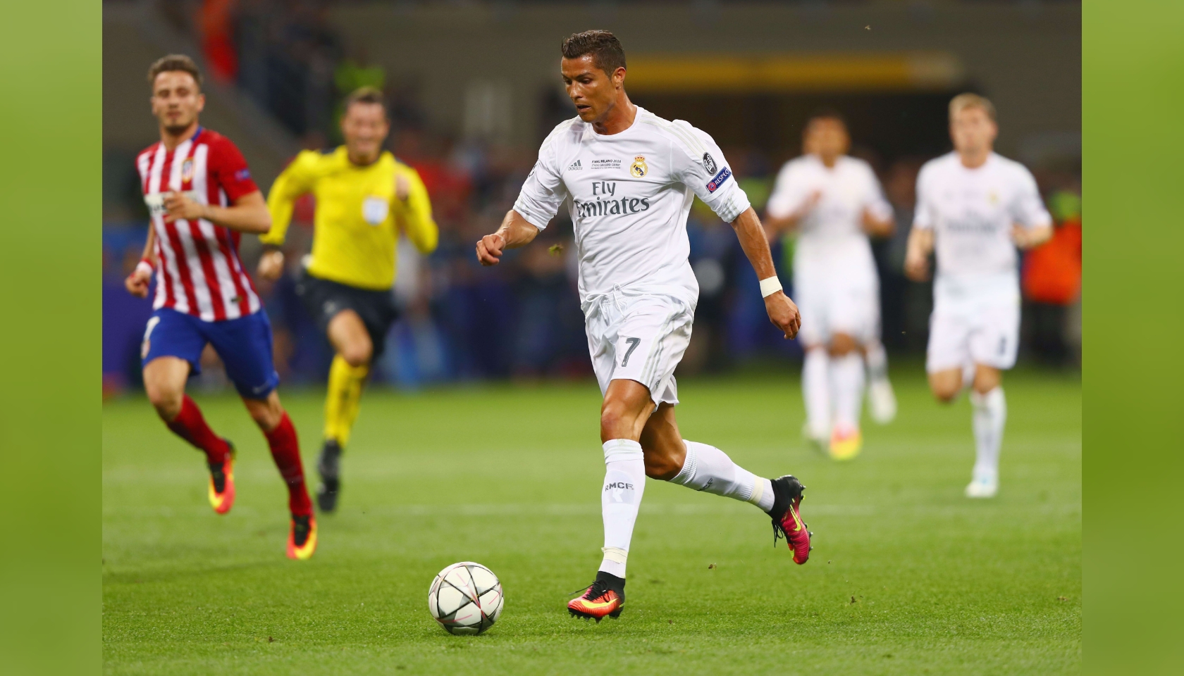 Ronaldo's Real Madrid Match Shirt, UCL 2016/17 - CharityStars