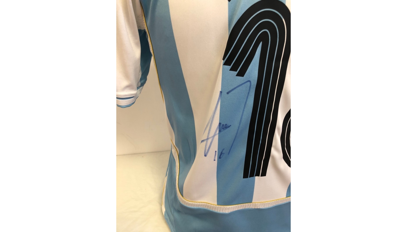 Aimar's Official Argentina Signed Shirt, 2005/06, 45% OFF