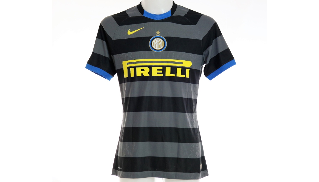 Barella's Inter Signed Match Shirt, 2020/21 - CharityStars