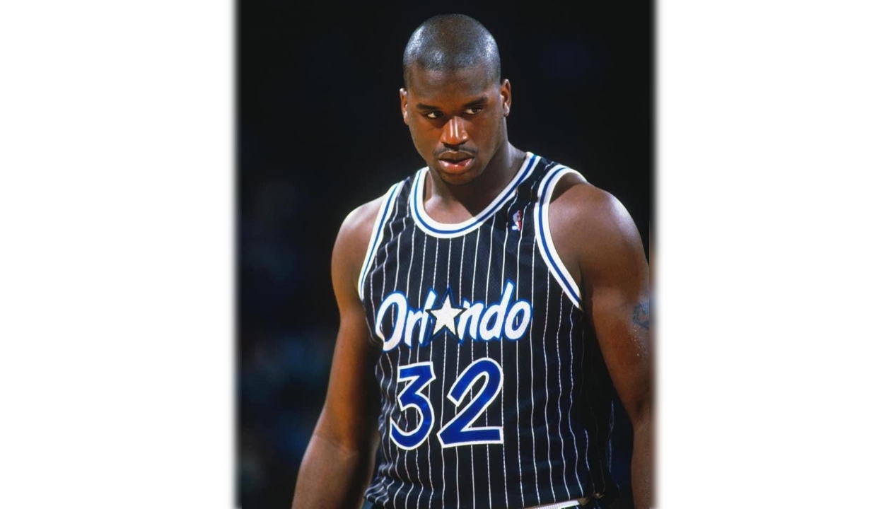 Shaquille O'Neal Signed Orlando Magic Jersey (Beckett COA) 4xNBA Champ –