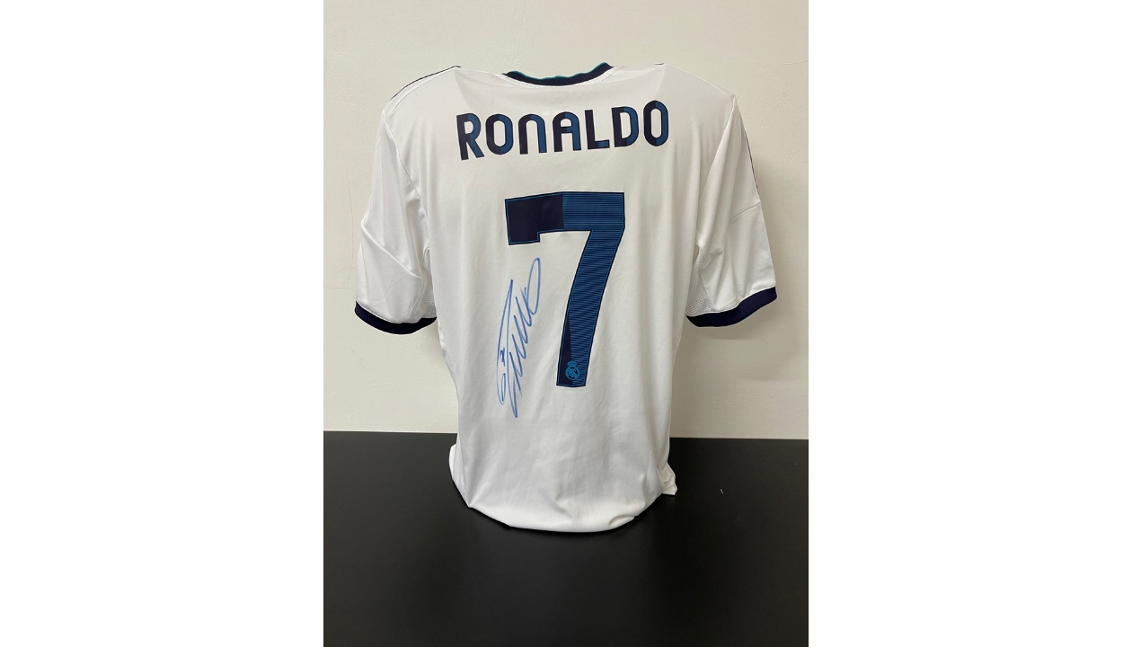 Jordan on X: Cristiano Ronaldo signed Real Madrid 2012/13 Home Shirt. 