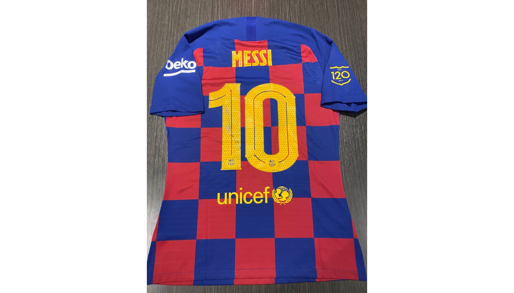 Lionel Messi's Barcelona Match-Worn 50th Gamper Trophy Shirt - CharityStars