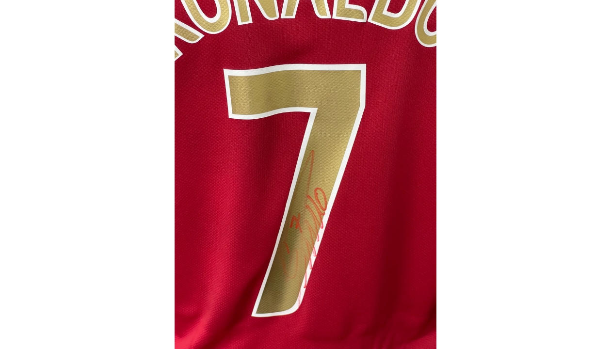 Ronaldo's Milan Official Signed Shirt, 2006/07 - CharityStars