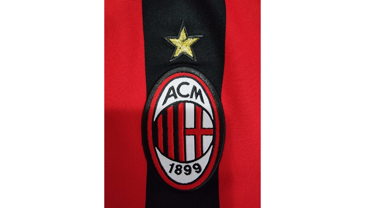 Kakà's 2005/06 Season Issued Milan Shirt - CharityStars