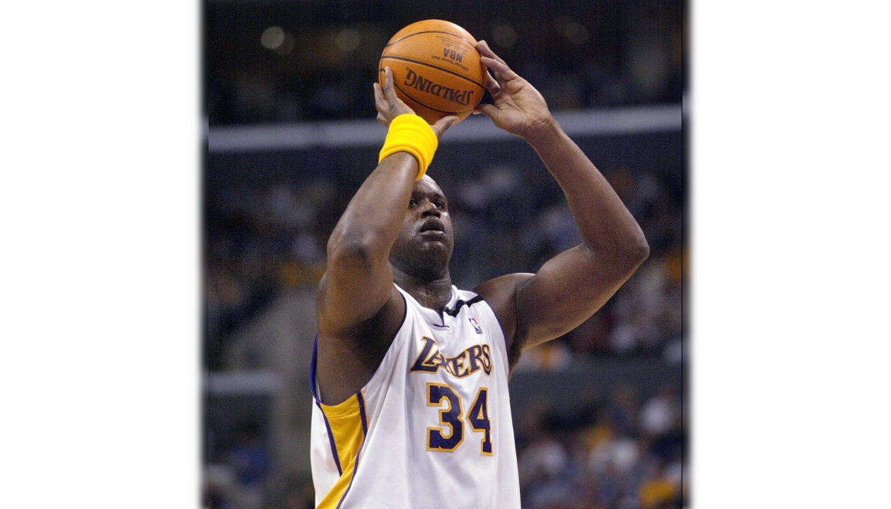 Shaquille O'Neal's LA Lakers NBA Signed Shirt - CharityStars