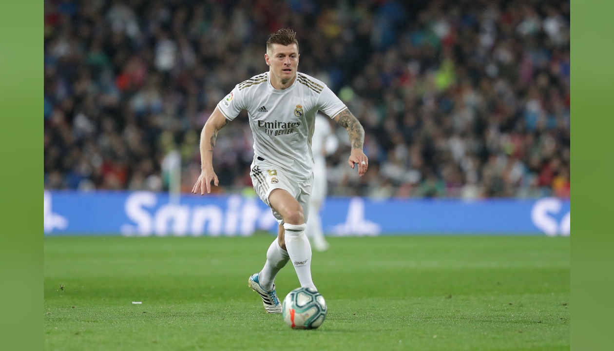 Kroos' Official Real Madrid Signed Shirt, 2019/20 - CharityStars