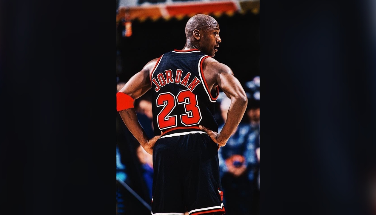 Authentic Nike Jordan Chicago Bulls Striped Black Jersey w/tags
