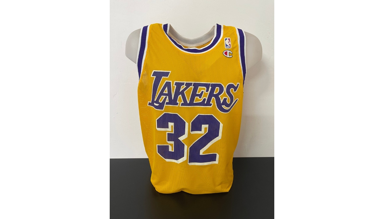 Press Pass Collectibles Lakers Magic Johnson HOF 02 Signed Yellow Macgregor Sand-Knit Jersey BAS Wit 6