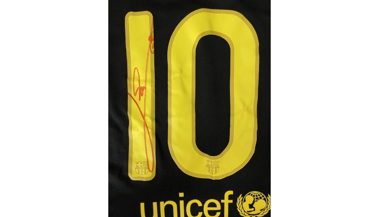 Messi's Official Barcelona Signed Shirt, 2011/12 - CharityStars