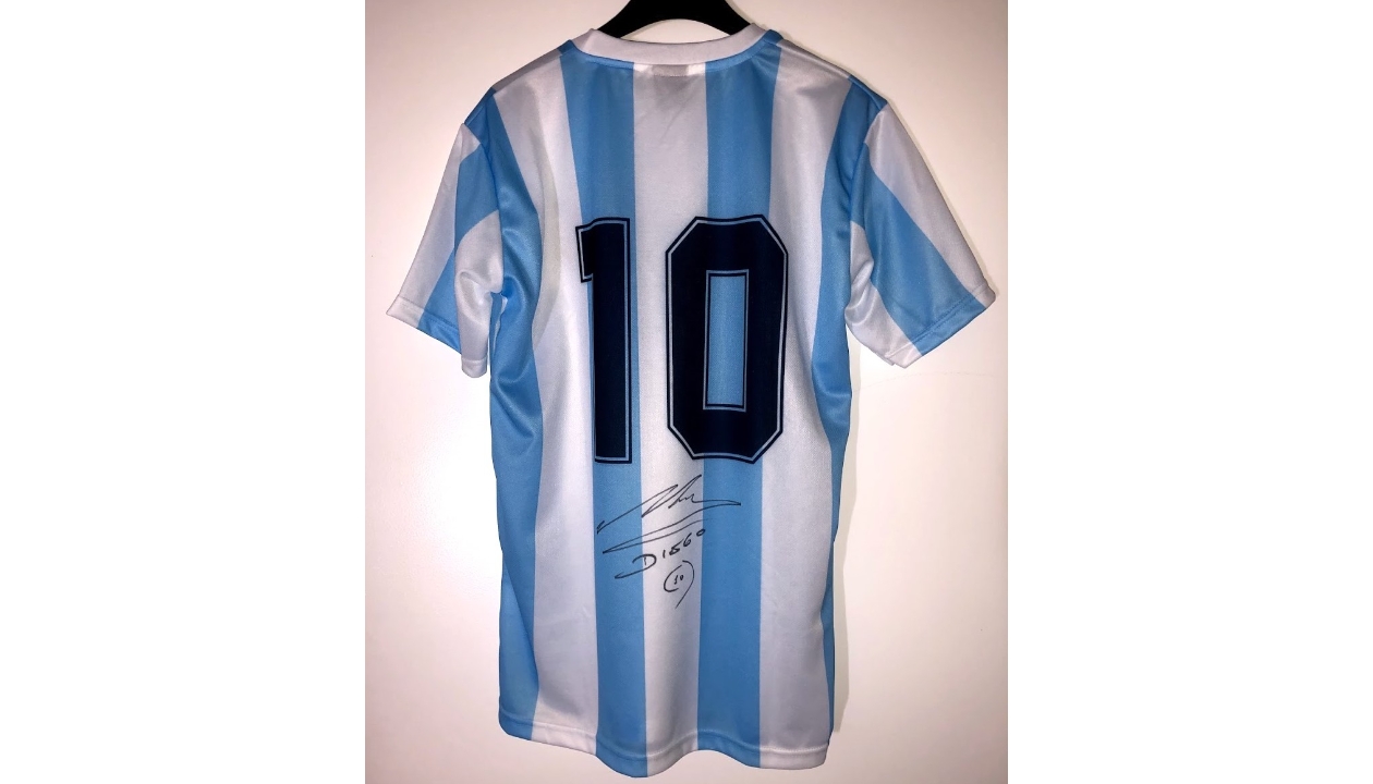 Maglia ufficiale Maradona Argentina, 1986 - Autografata - CharityStars