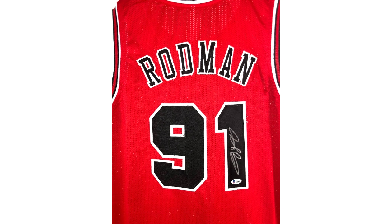 Dennis Rodman Chicago Bulls Autographed Chicago Blackhawks 2019 Winter  Classic Adidas Authentic Jersey - NHL Auctions
