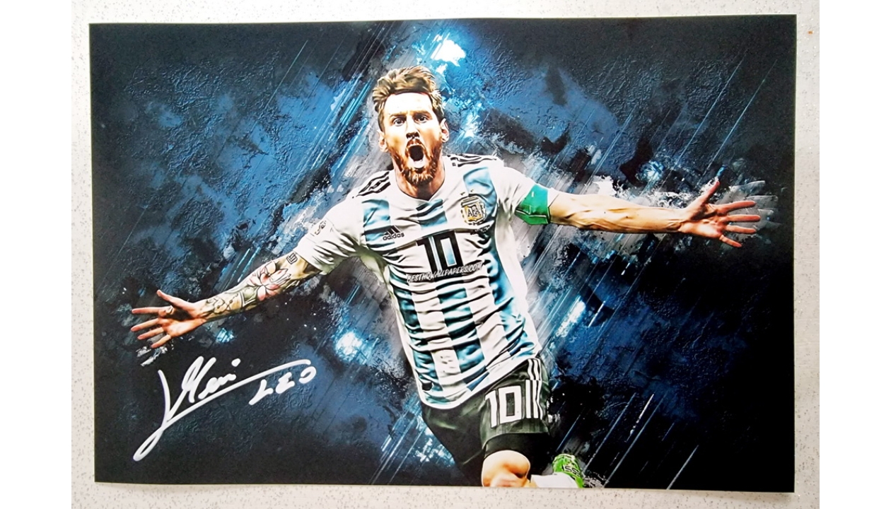 Lionel Messi Argentina Signed Shirt CharityStars