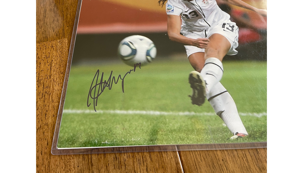 Carli Lloyd Signed US Women's Soccer Custom Jersey - CharityStars