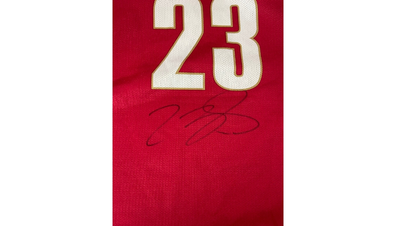 James' Official Cleveland Signed Jersey, 2015 - CharityStars