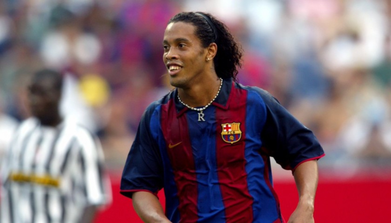 Ronaldinho's Official Barcelona Signed Shirt, 2003/04