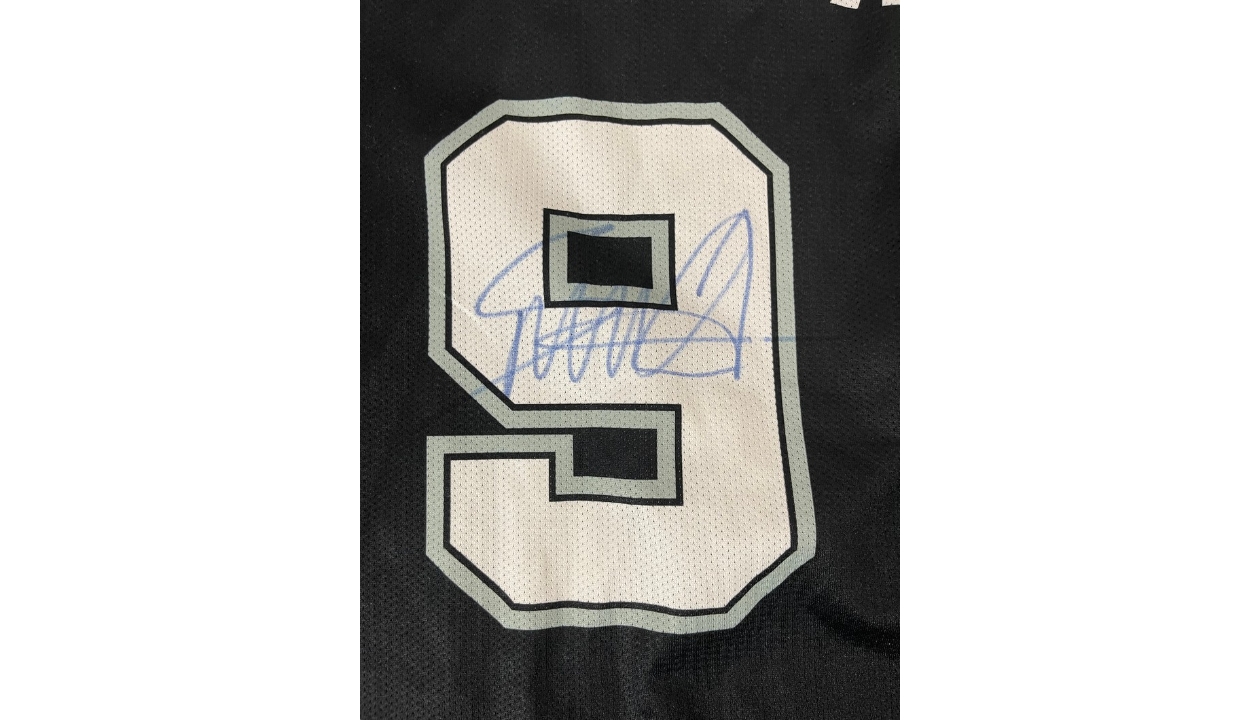 Parker's Official San Antonio Spurs Signed Jersey - CharityStars