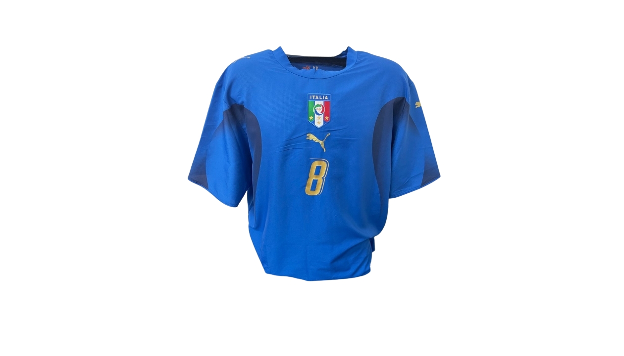 Italy 2006 Gattuso Away Kit (M) – Saturdays Football