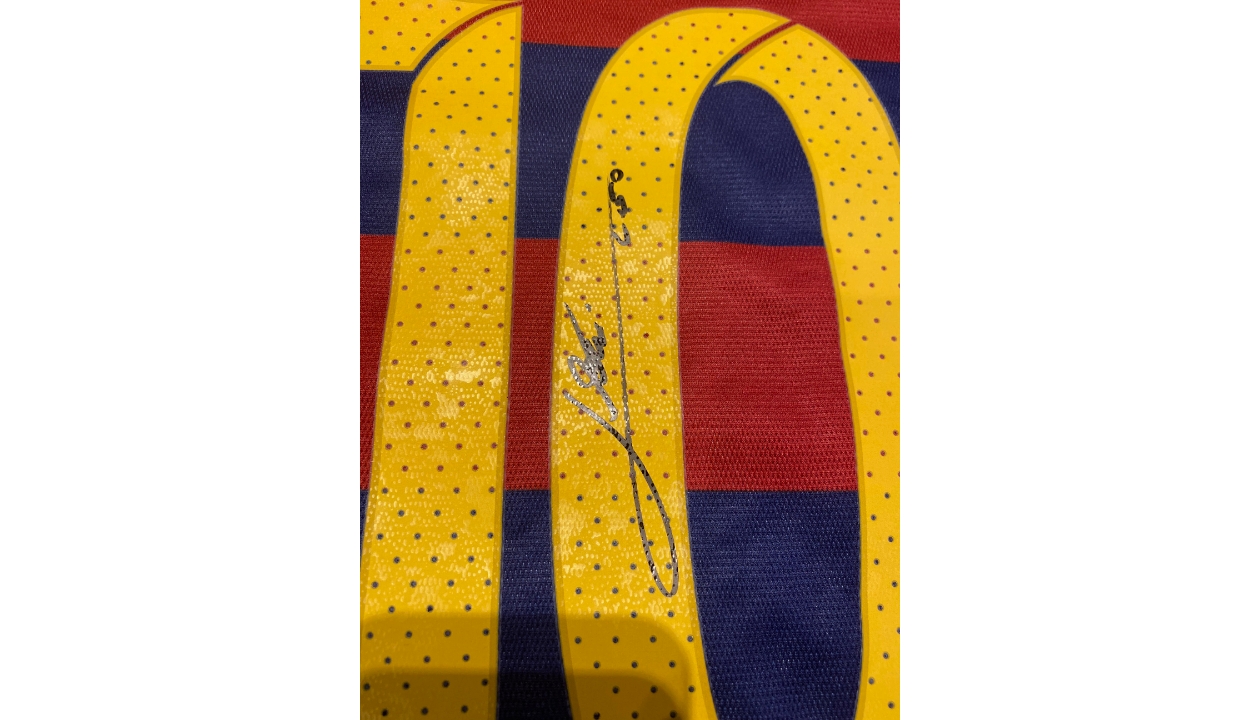 Messi's Barcelona Match Shirt, 2015/16 - CharityStars