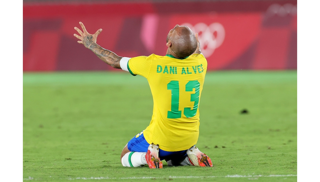 2019 Brazil Home Yellow soccer Jerseys Shirt(Player Version